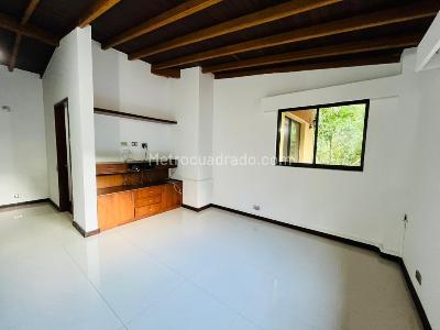 Casa de 4 alcobas en venta en El Salado, Envigado, 430 m² · foto 19 de 20