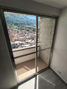 Apartamento de 3 alcobas en venta en San Gabriel, Bello, 53 m² · foto 12 de 18