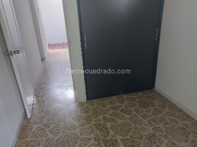 Casa de 5 alcobas en arriendo en Belen Malibu, Medellín, 220 m² · foto 17 de 20