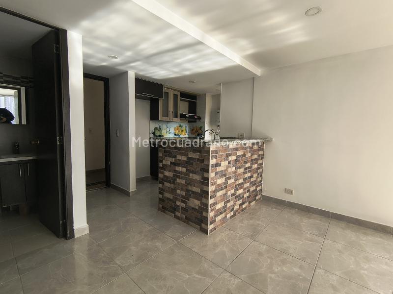 Piso – Bello - Vista 2