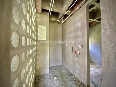 Casa de 4 alcobas en venta en Loma Del Escobero, Envigado, 627 m² · foto 16 de 20