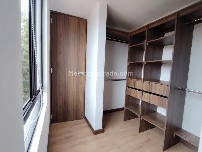Apartamento de 2 alcobas en arriendo en El Poblado, Medellín, 58 m² · foto 14 de 17