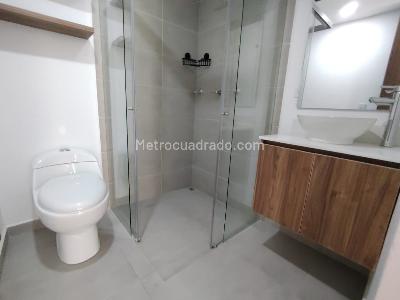 Apartamento de 2 alcobas en arriendo en El Poblado, Medellín, 58 m² · foto 7 de 17