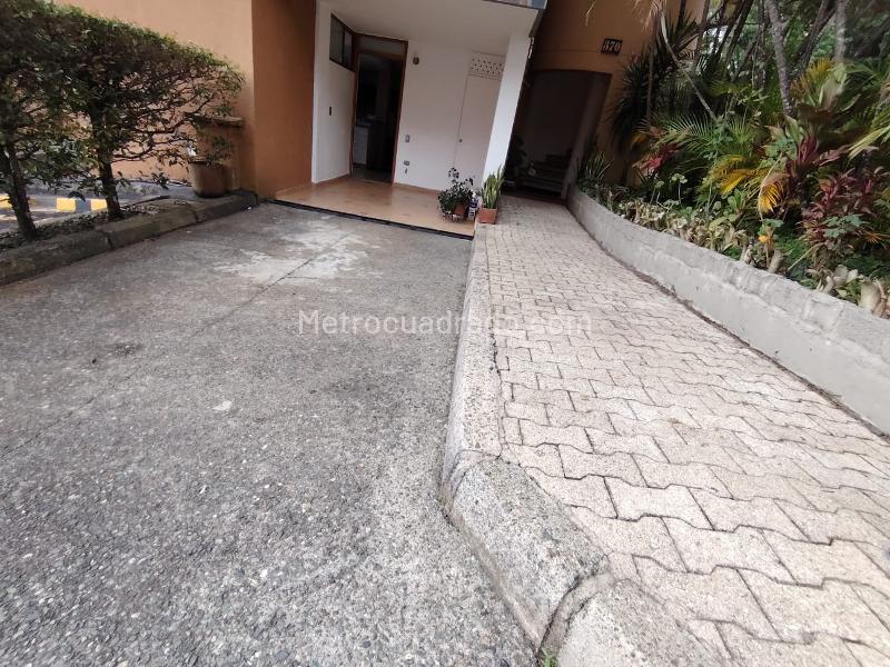 Casa en Arriendo, Loma Del Escobero, Envigado