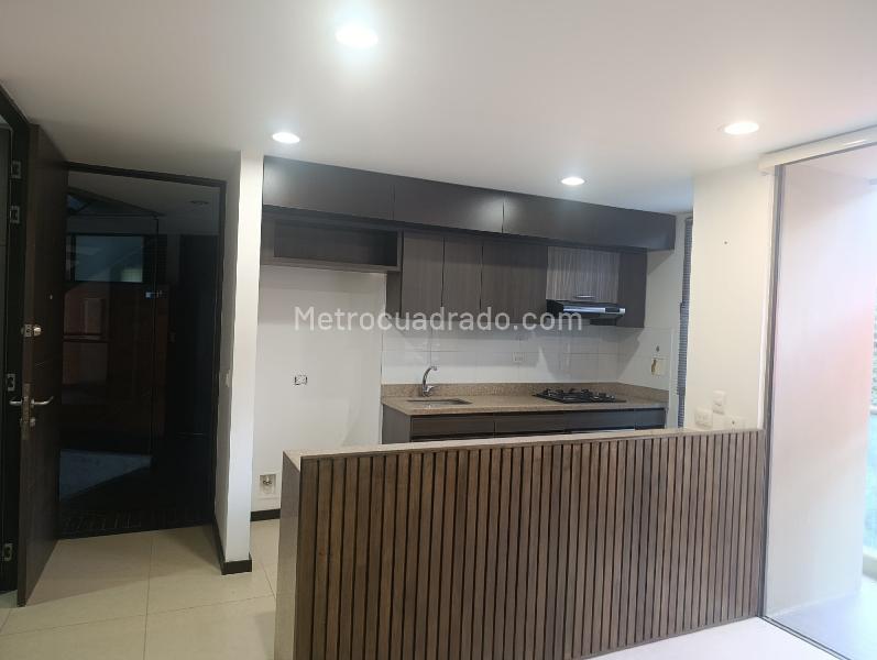 Apartamento en Arriendo, Las Palmas, Medellín - 2