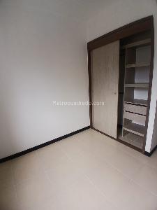 Apartamento de 3 alcobas en venta en Asdesillas, Sabaneta, 80 m² · foto 10 de 13