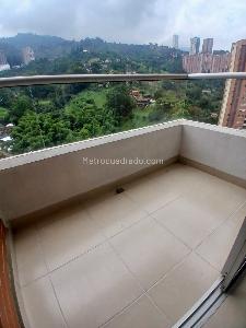 Apartamento de 3 alcobas en venta en Asdesillas, Sabaneta, 80 m² · foto 11 de 13