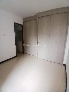 Apartamento de 3 alcobas en venta en Asdesillas, Sabaneta, 80 m² · foto 12 de 13