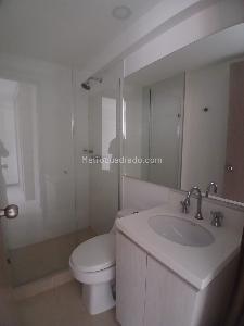 Apartamento de 3 alcobas en venta en Asdesillas, Sabaneta, 80 m² · foto 4 de 13
