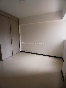 Apartamento de 3 alcobas en venta en Asdesillas, Sabaneta, 80 m² · foto 9 de 13
