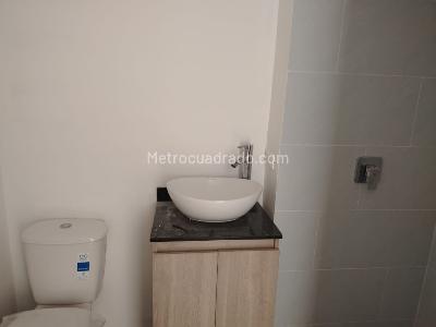 Apartamento en arriendo en Alto Bonito, Rionegro · foto 9 de 13