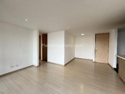 Apartamento en arriendo en Loma Del Esmeraldal, Envigado · foto 5 de 15