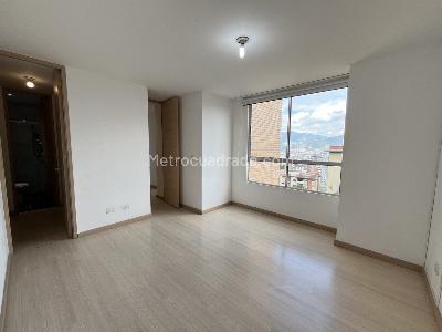 Apartamento en arriendo en Loma Del Esmeraldal, Envigado · foto 12 de 15