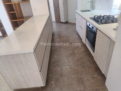 Apartamento en arriendo en Laureles, Medellín · foto 3 de 20