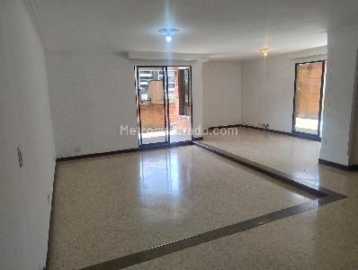 Apartamento en arriendo en Laureles, Medellín · foto 5 de 20