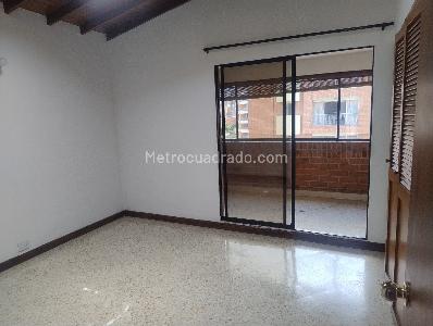 Apartamento en arriendo en Laureles, Medellín · foto 10 de 20