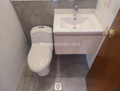 Apartamento en arriendo en Laureles, Medellín · foto 18 de 20