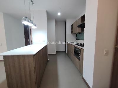 Apartamento en arriendo en Loma De Las Brujas, Envigado · foto 13 de 20