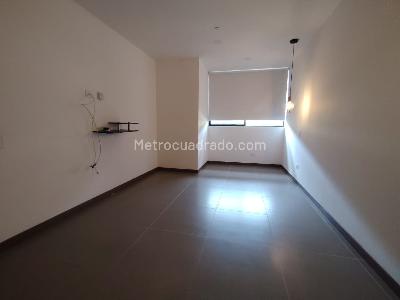 Apartamento en arriendo en Loma De Las Brujas, Envigado · foto 17 de 20