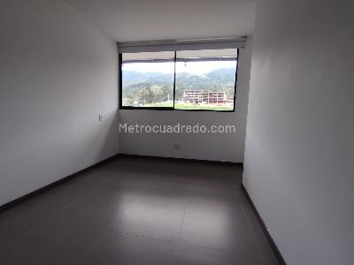 Apartamento en arriendo en Loma De Las Brujas, Envigado · foto 19 de 20