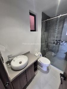Apartamento de 3 alcobas en arriendo en Laureles, Medellín, 110 m² · foto 12 de 13