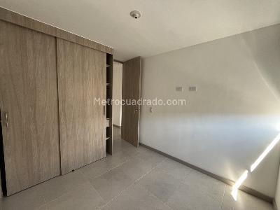 Apartamento de 3 alcobas en arriendo en La Cuenca, Envigado, 67 m² · foto 12 de 20