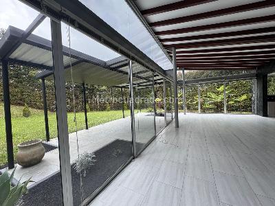 Casa de 5 alcobas en arriendo en Vereda El Peñasco Envigado, Envigado, 2000 m² · foto 2 de 20