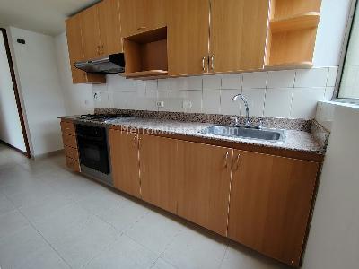 Apartamento de 3 alcobas en venta en Angeles De Santa Maria, Medellín, 116 m² · foto 11 de 20