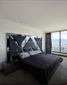 Apartamento de 3 alcobas en arriendo en El Poblado, Medellín, 130 m² · foto 5 de 10