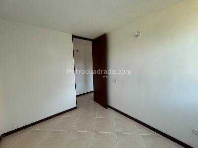 Apartamento en arriendo en Chingui, Envigado · foto 10 de 11