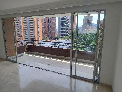 Apartamento de 4 alcobas en venta en El Poblado, Medellín, 160 m² · foto 12 de 20