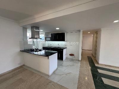 Apartamento de 4 alcobas en venta en El Poblado, Medellín, 160 m² · foto 14 de 20