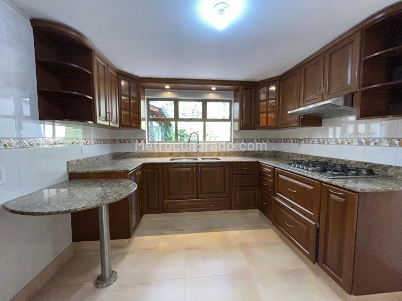 Casa en Arriendo, La Frontera, Medellín