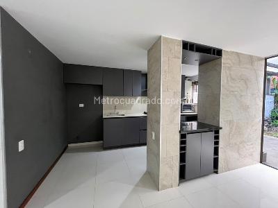 Casa de 3 alcobas en venta en Cumbres, Envigado, 170 m² · foto 6 de 20