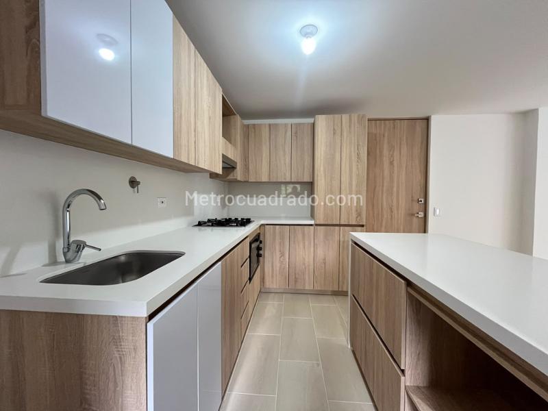 Apartamento en Arriendo, El Salado, Envigado