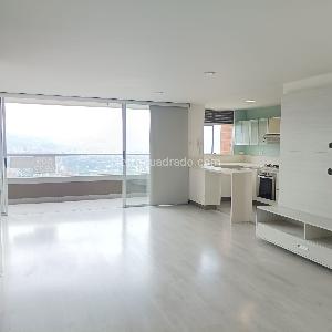 Apartamento en arriendo en Las Palmas, Medellín · foto 2 de 15