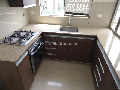 Apartamento de 1 alcoba en arriendo en Los Balsos, Medellín, 80 m² · foto 5 de 17