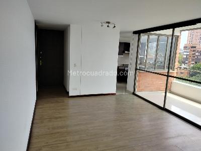 Apartamento de 1 alcoba en arriendo en Los Balsos, Medellín, 80 m² · foto 8 de 17