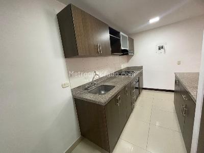 Apartamento de 3 alcobas en venta en San Jose, Sabaneta, 85 m² · foto 5 de 20