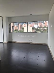 Apartamento de 2 alcobas en arriendo en Los Balsos, Medellín, 95 m² · foto 4 de 13