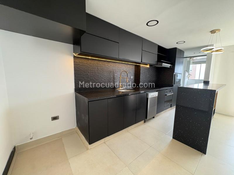Attractive 3BR Apartment in San Agustín, La Estrella - 2