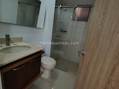 Apartamento en arriendo en Loma Del Escobero, Envigado · foto 11 de 20