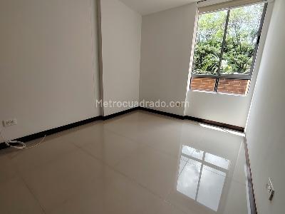 Apartamento en arriendo en Loma Del Escobero, Envigado · foto 16 de 20