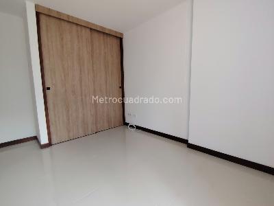 Apartamento en arriendo en Loma Del Escobero, Envigado · foto 17 de 20
