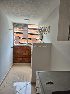 Apartamento en arriendo en Chingui, Envigado · foto 3 de 12