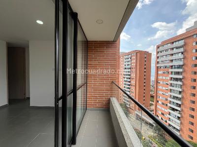 Apartamento de 2 alcobas en arriendo en Loma Del Escobero, Envigado, 65 m² · foto 4 de 13