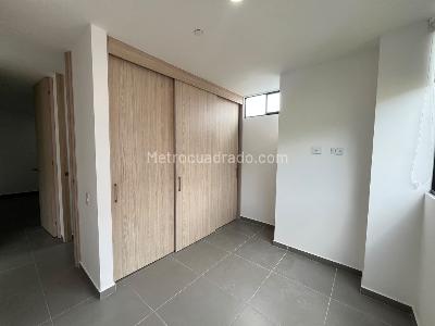 Apartamento de 2 alcobas en arriendo en Loma Del Escobero, Envigado, 65 m² · foto 7 de 13