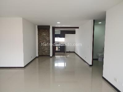 Apartamento de 3 alcobas en arriendo en Los Balsos, Medellín, 135 m² · foto 3 de 20