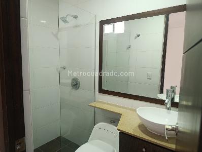 Apartamento de 3 alcobas en arriendo en Los Balsos, Medellín, 135 m² · foto 7 de 20