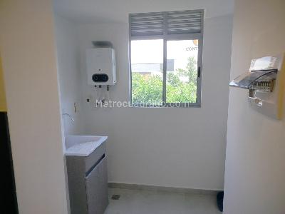 Apartamento de 3 alcobas en arriendo en Las Vegas, Envigado, 85 m² · foto 3 de 19